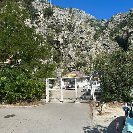 Kotor Old Town Palace Bucha Buitenkant foto